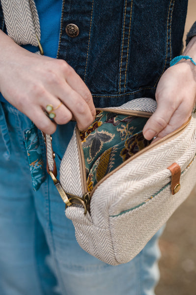 The Flourish Sling - Crossbody Bag